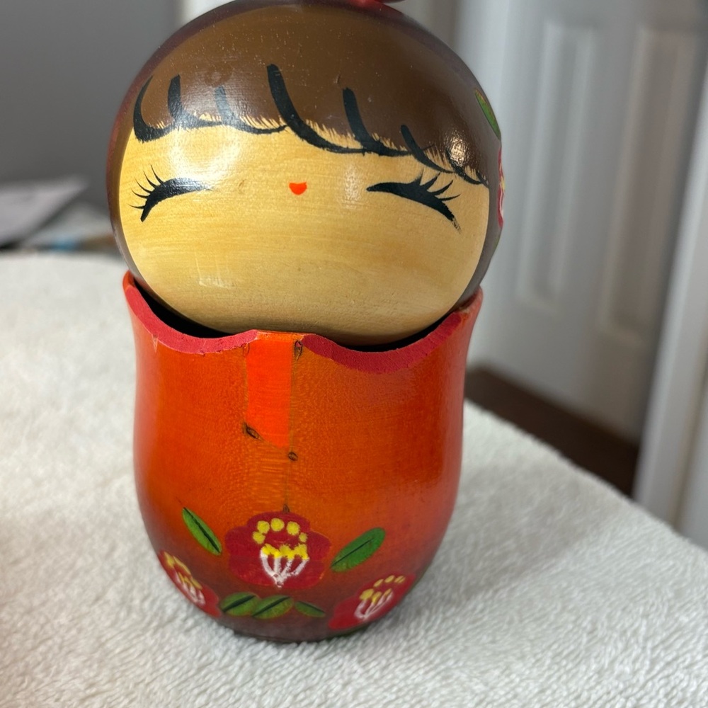 Handcrafted kokeshi small accessory case